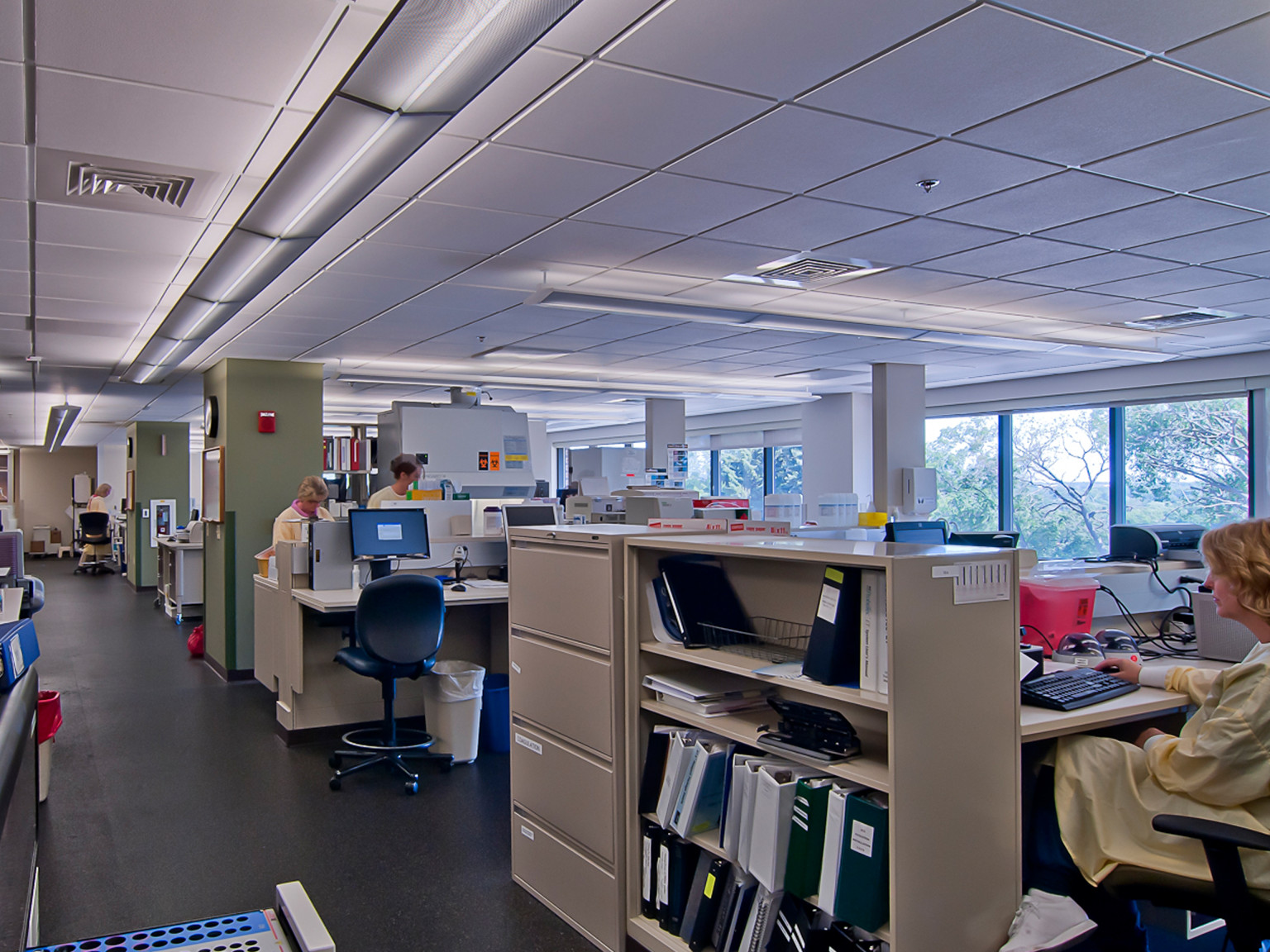 HC_Waukesha-Lab_I_Office-Hallway